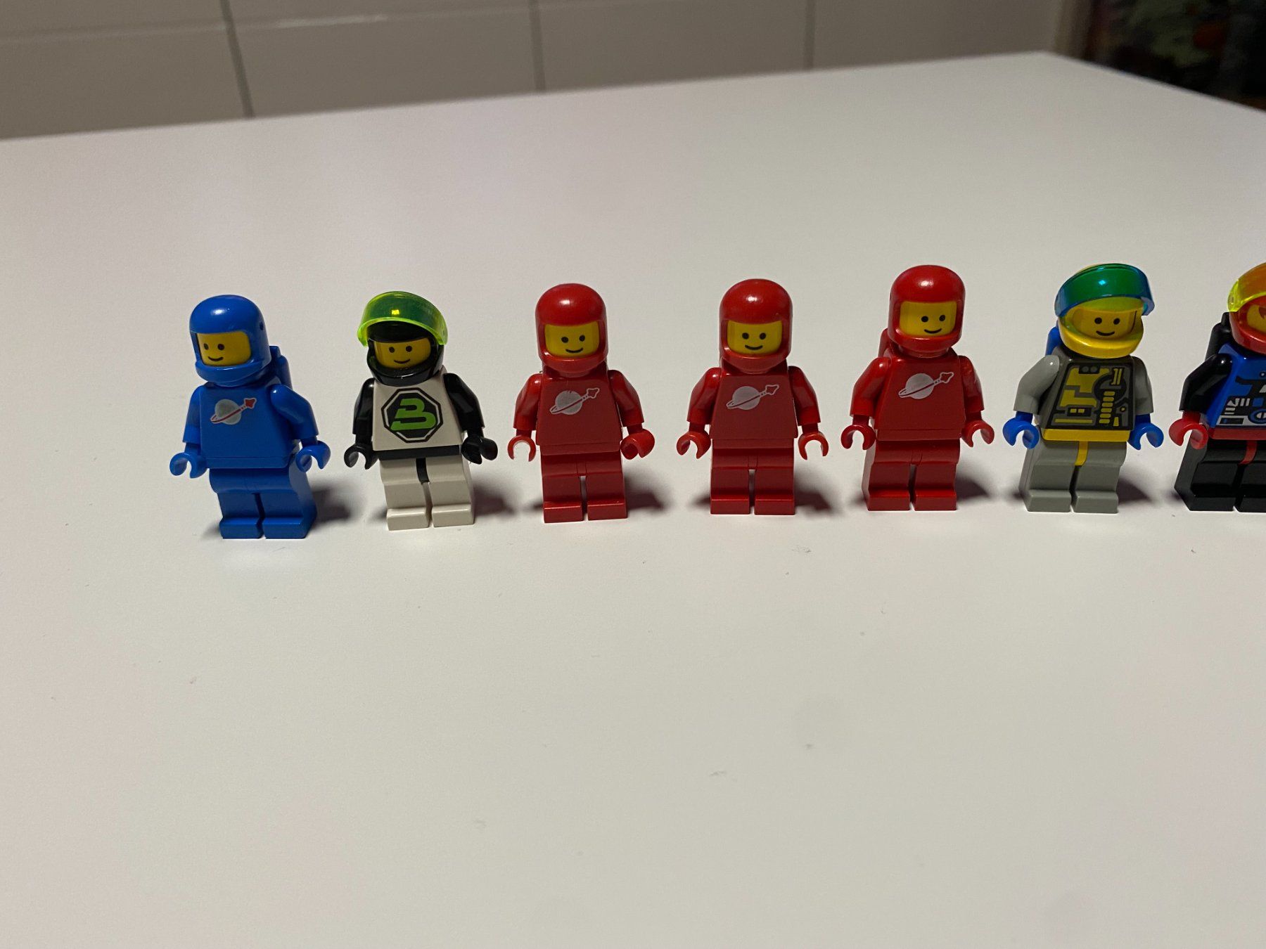 Lego Giocattoli: LEGO - 11 - DIVERSE - SPACE - FIGUREN – Usato da Gelterkinden venduto da ajdt4 1