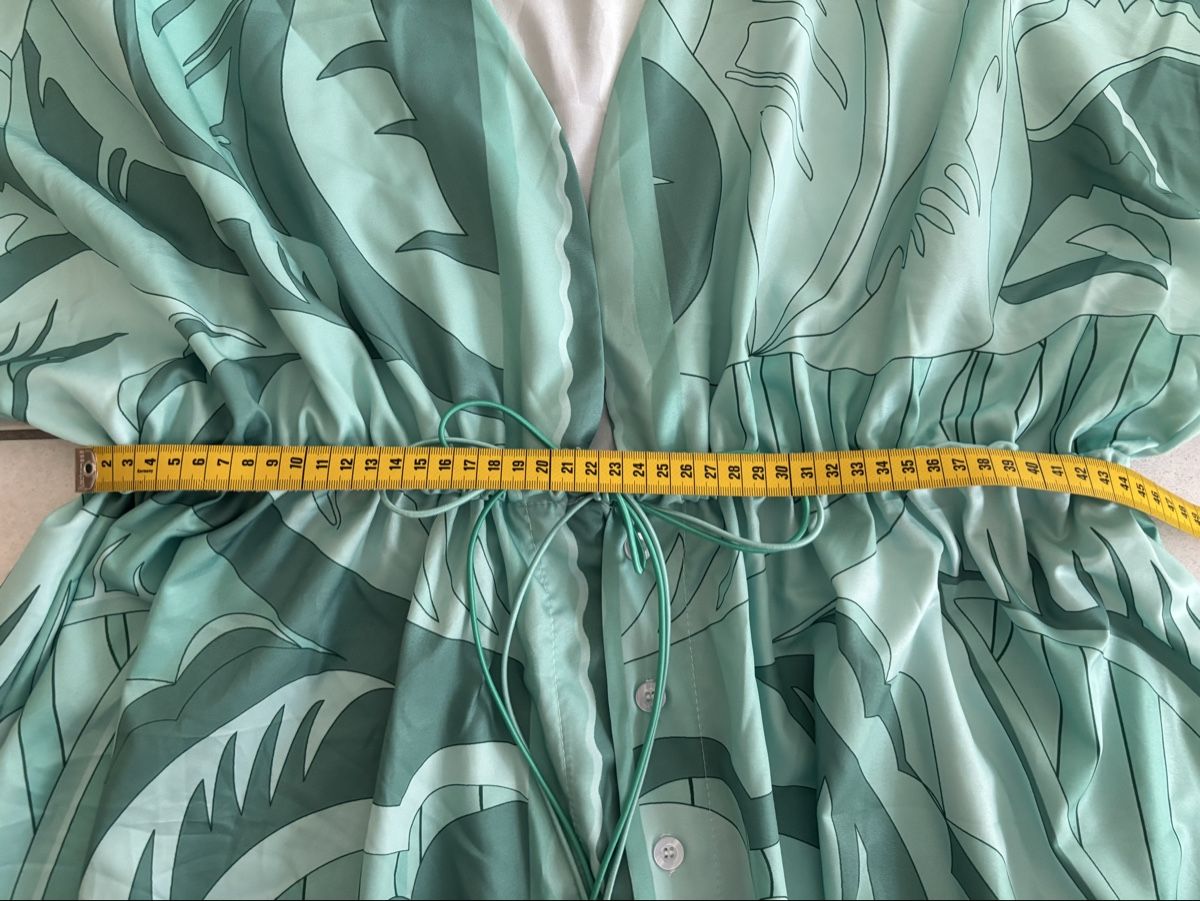 Vestiti: Kleid Gr. 42/44 – Usato da Eglisau venduto da 3flower-power3 4