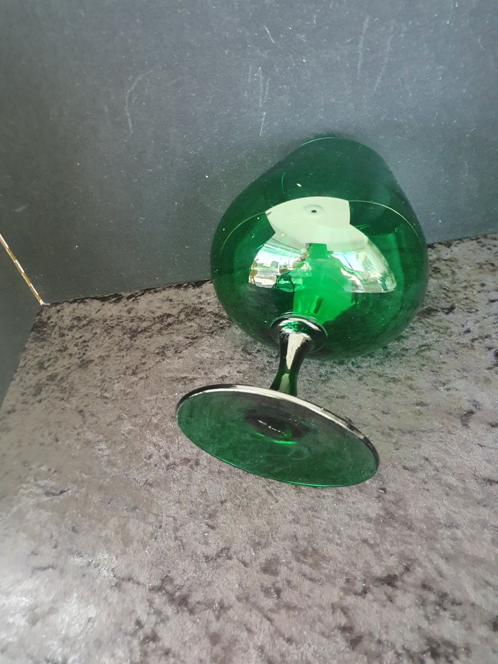 Bicchieri: grünes Pokalglas – Usato da Reinach venduto da 3Guggerli 2