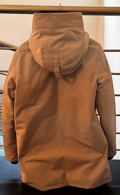 Canada Goose Giacche: Canada Goose, Grösse M - Winter Jacke top! – Nuovo (secondo la descrizione) da Chur venduto da tan_qx6b 2