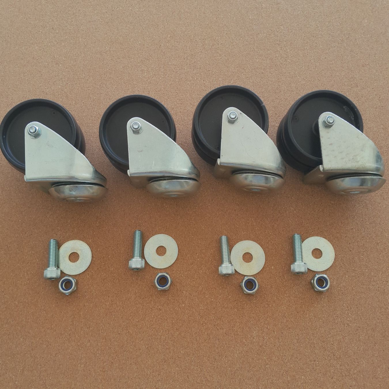 Sonstiges zum Lager & Transport: Set aus 4 Doppelrad-Lenkrollen – Neu (gemäss Beschreibung) aus Lommiswil von Marianne9 3