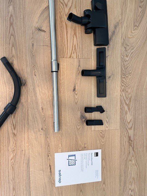 Coop Aspirapolveri & Accessori: Staubsauger Satrap Aspira Sine A700 – Usato da Oberentfelden venduto da mar_hsq9 6