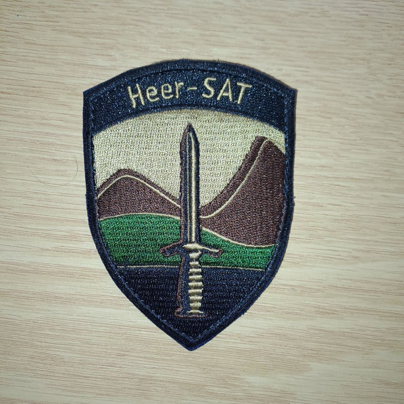 Schweizer Armee Plaketten & Abzeichen: Heer-SAT – Neu (gemäss Beschreibung) aus Gipf-Oberfrick von Mig_29