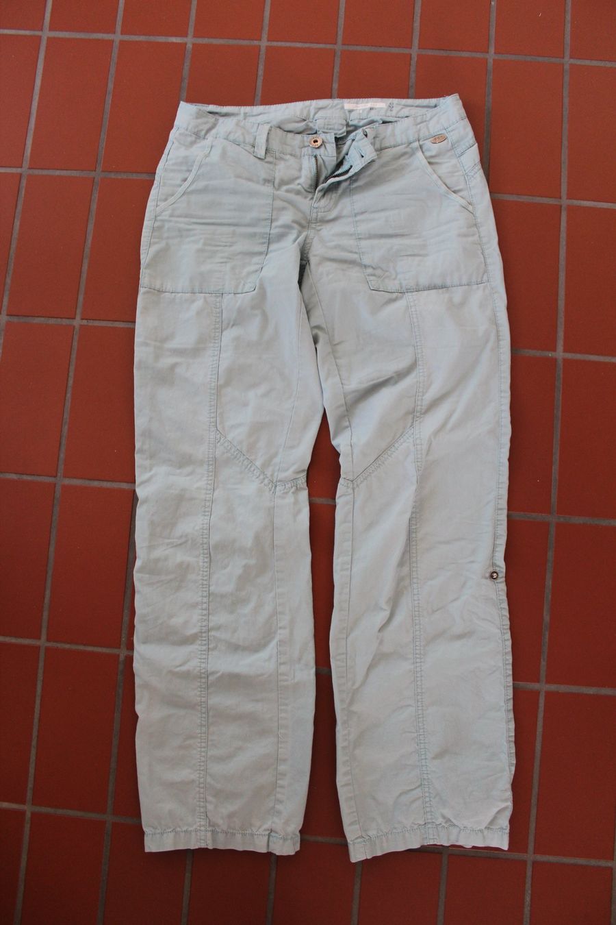 Esprit Pantaloni: EDC bei Esprit Hosen Gr.34/32 – Usato da Zürich venduto da JOD213