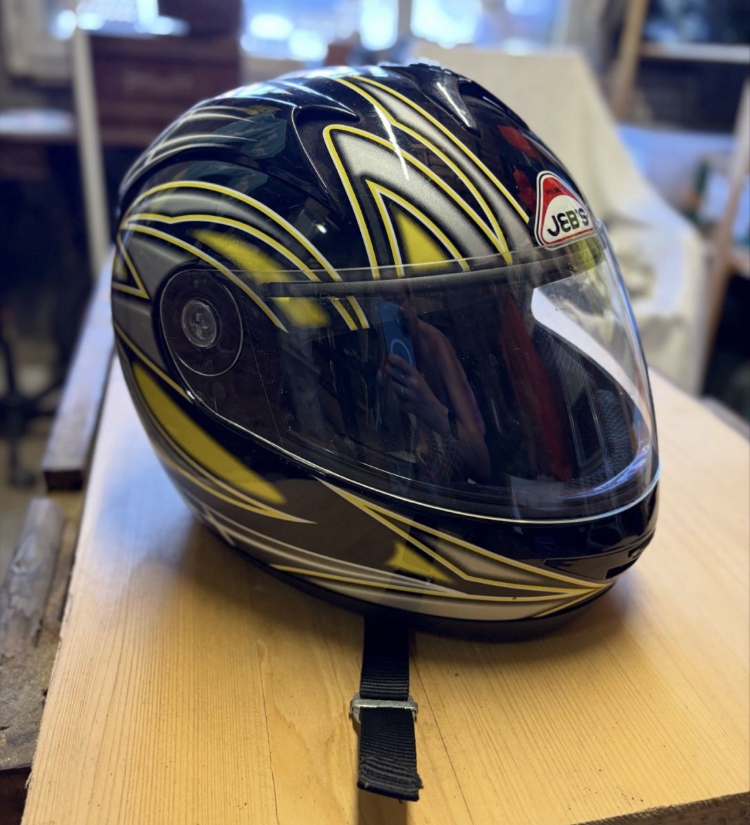 Caschi & visiere: Casco moto Jeb's nero giallo – Usato da Cagiallo venduto da Daisy-01 1