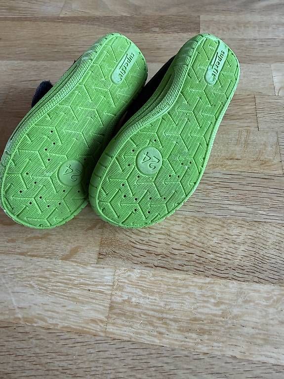 Schuhe für Jungen: Superfit Finken grösse 24 – Gebraucht aus Hersiwil von Sheila1986 1