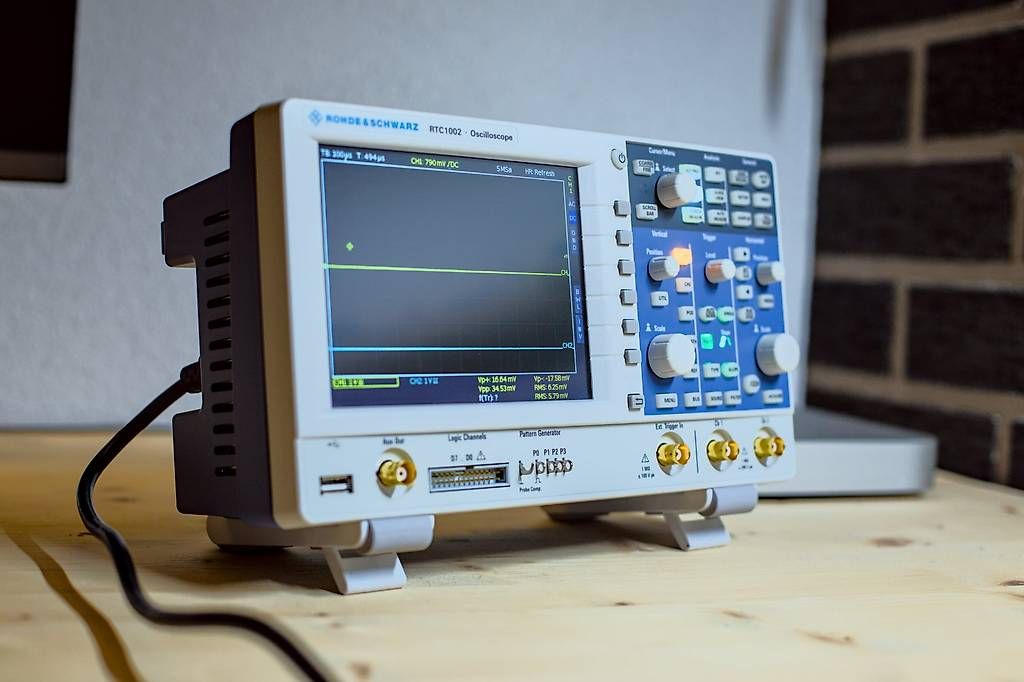 Misurare: Rohde & Schwarz RTC1002 70 MHz – Usato da Bennwil venduto da dav_26qg