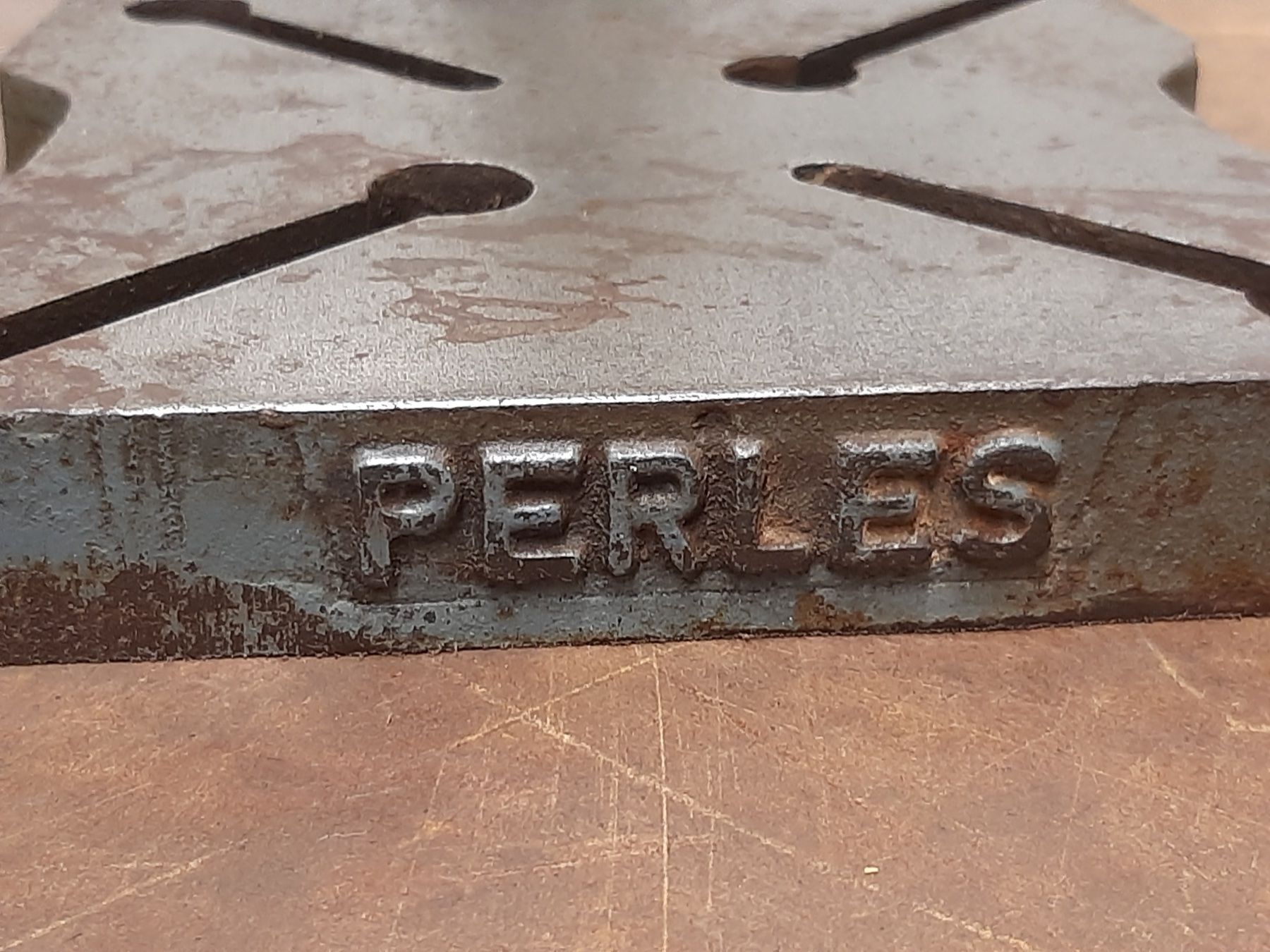 Trapani: PERLES Bohrständer – Usato da Winterthur venduto da ReUse_Baumarkt 1