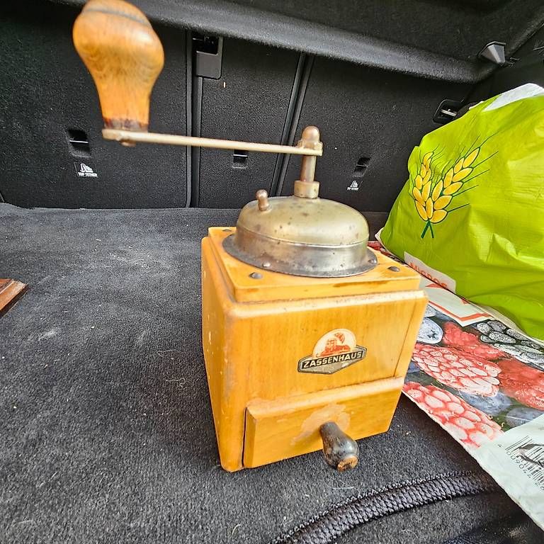 Elettrodomestici da cucina: 2x ALTE KAFFEEMÜHLEN – Usato da Muttenz venduto da Samba01 2