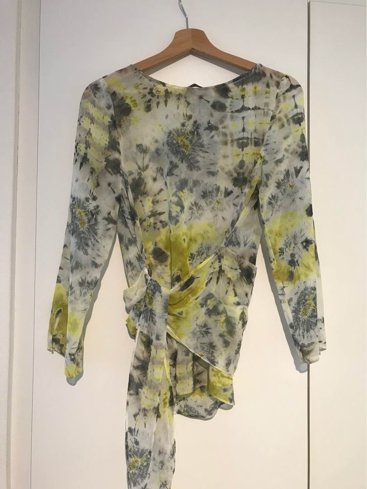 Chemisiers: Florale Bluse – Neuf (Voir description) à Zürich par kristina_korotysh
