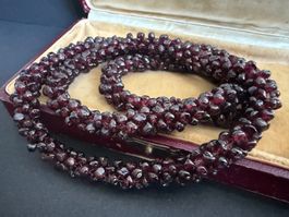 Granat Kette