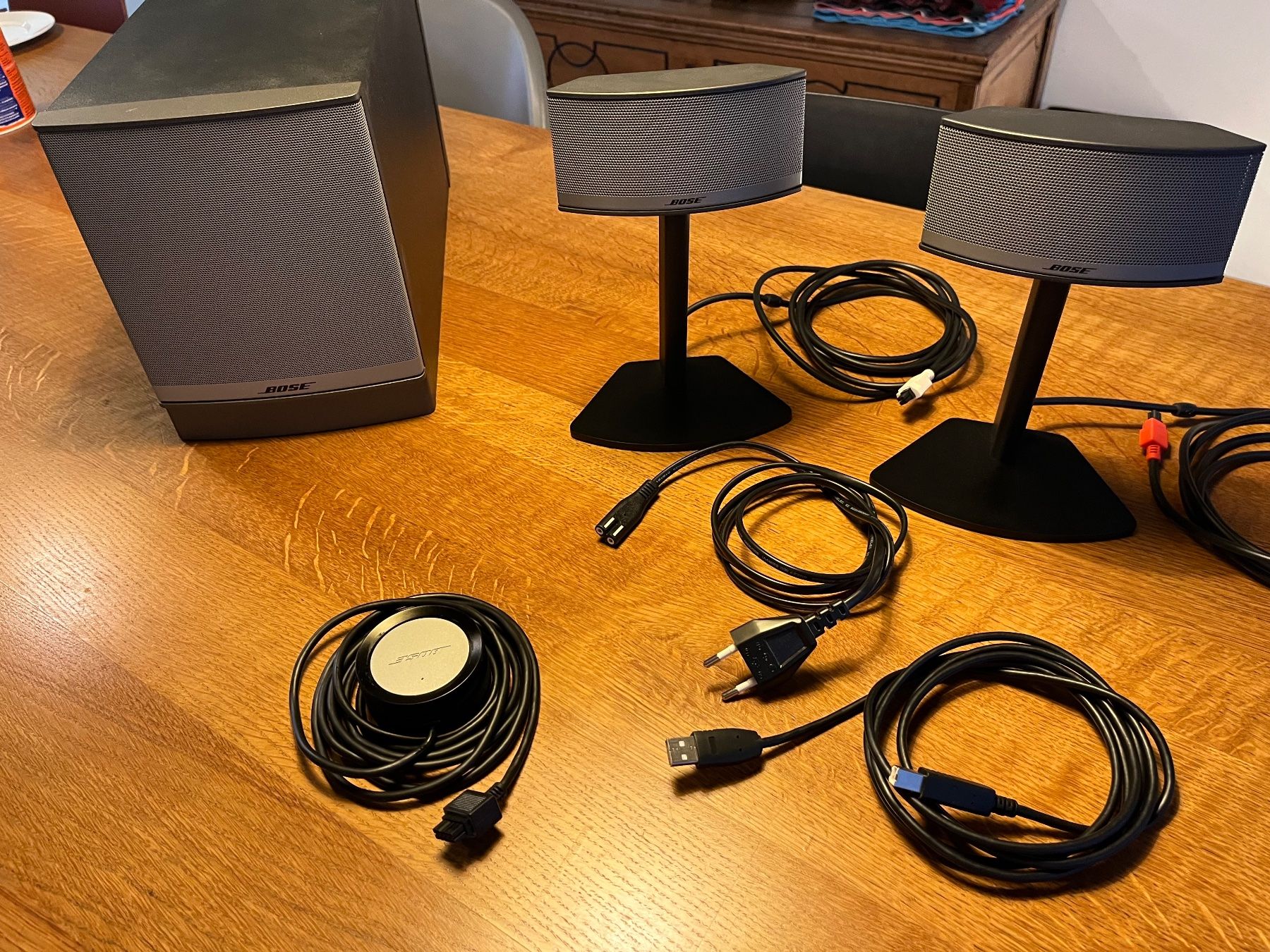Bose Haut-parleurs: BOSE Companion 5 Multimedia Speaker System – D'occasion à Hombrechtikon par rpajarol