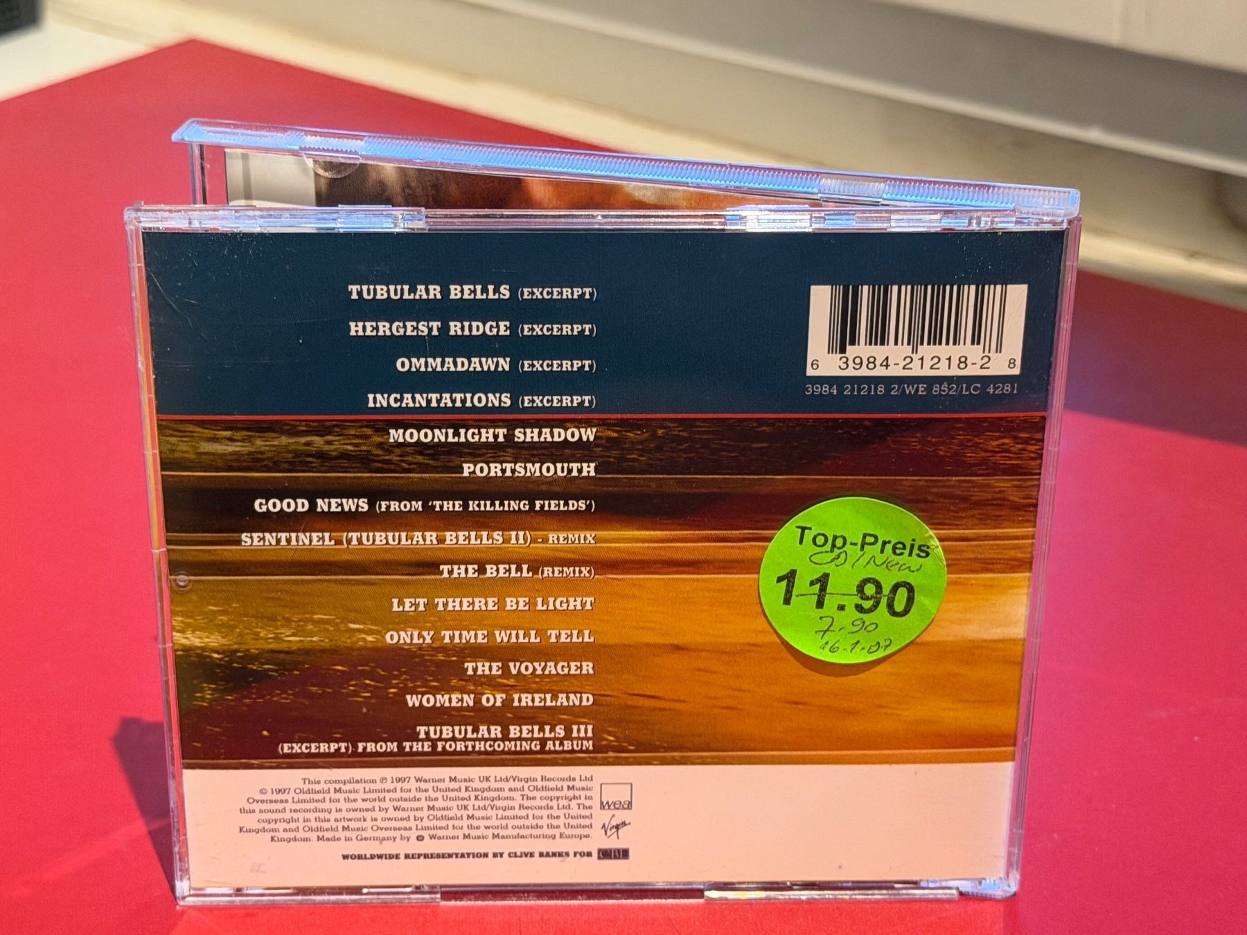 CD: Mike Oldfield - XXV: The Essential - KA02C – Nuovo (secondo la descrizione) da Küsnacht ZH venduto da Jazztilldawn 1