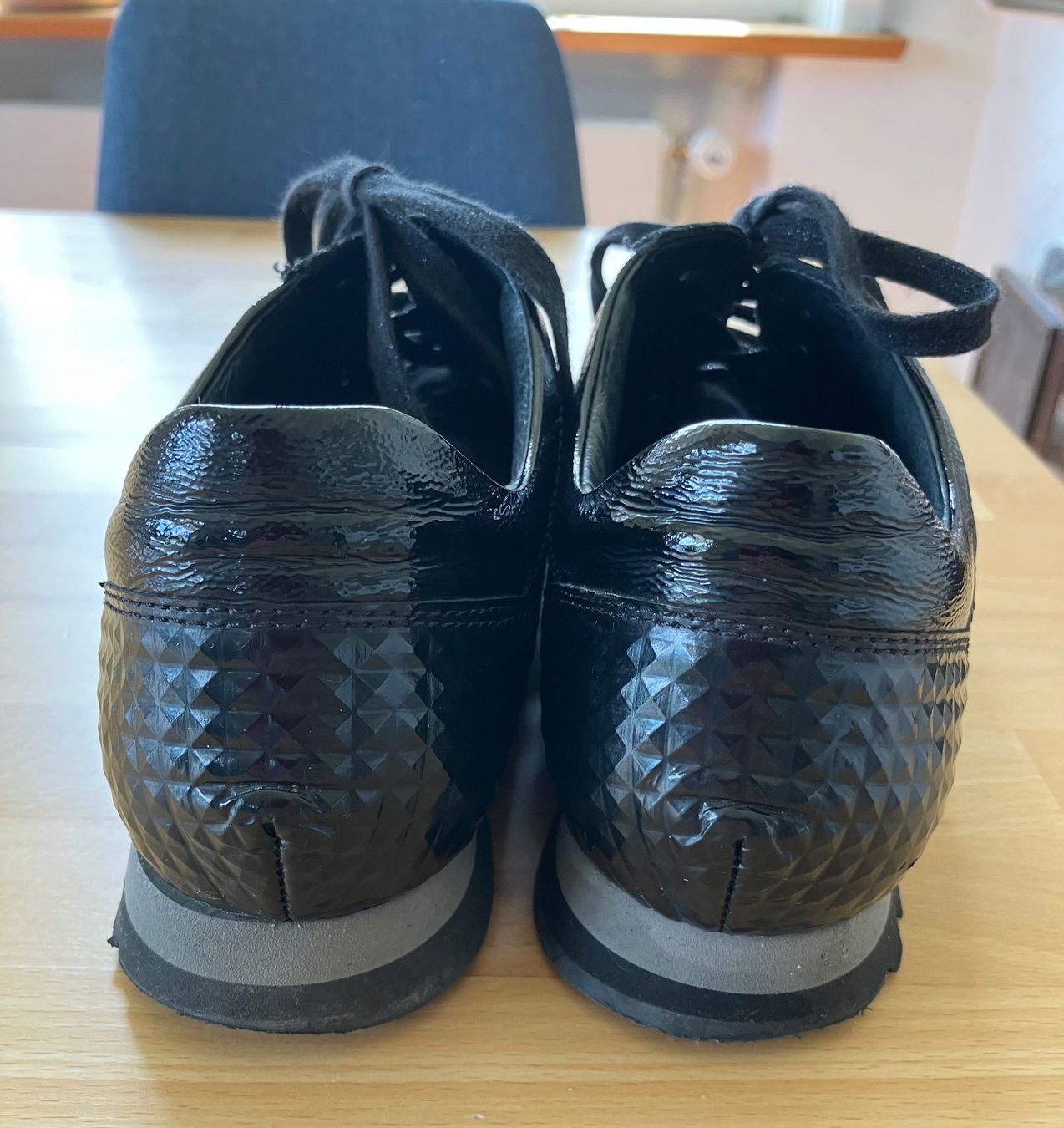 Scarpe da donna: Semler Wildleder Schuhe, Gr. 39 – Usato da Olten venduto da Dickbrave 2