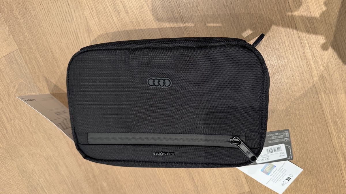 Samsonite Kosmetikkoffer: Audi Samsonite Necessaire NEU – Neu und originalverpackt aus Steinhausen von inmumi