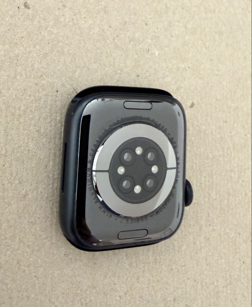 Apple Smartwatch: Apple Watch Series 7 schwarz – Gebraucht aus Glattpark(Opfikon) von Sirmdre 3