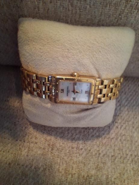Raymond Weil Montres: Raymond Weil Dame classique – D'occasion à Genève par Ivlo 1