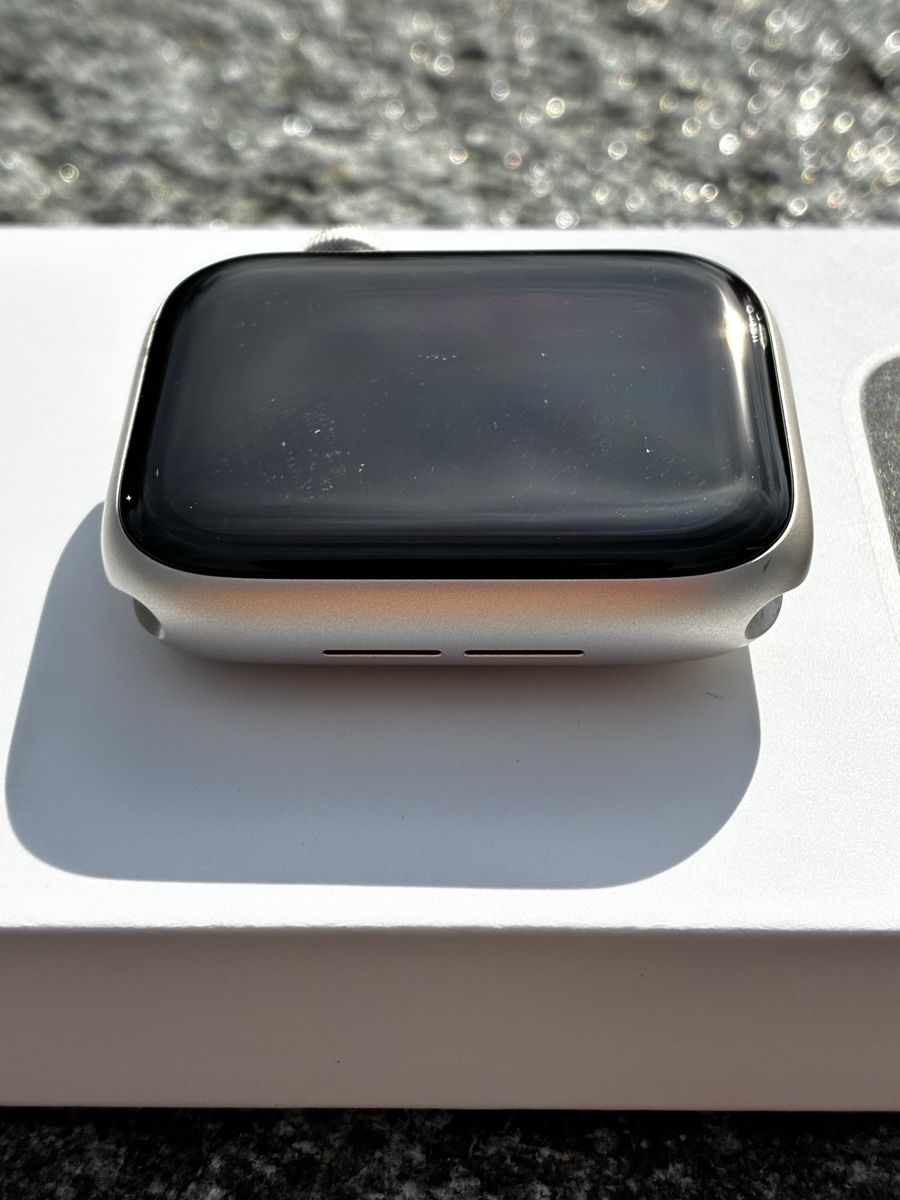 Apple Smartwatch: Apple Watch SE 3 44mm Starlight GPS + Cellular – Difettoso da Appenzell venduto da bond77 2