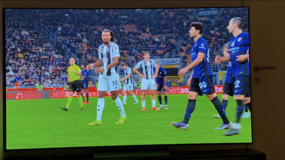 LG Televisori: Lg oled 77 c4  – Nuovo (secondo la descrizione) da Cointrin venduto da res_nvs8 2