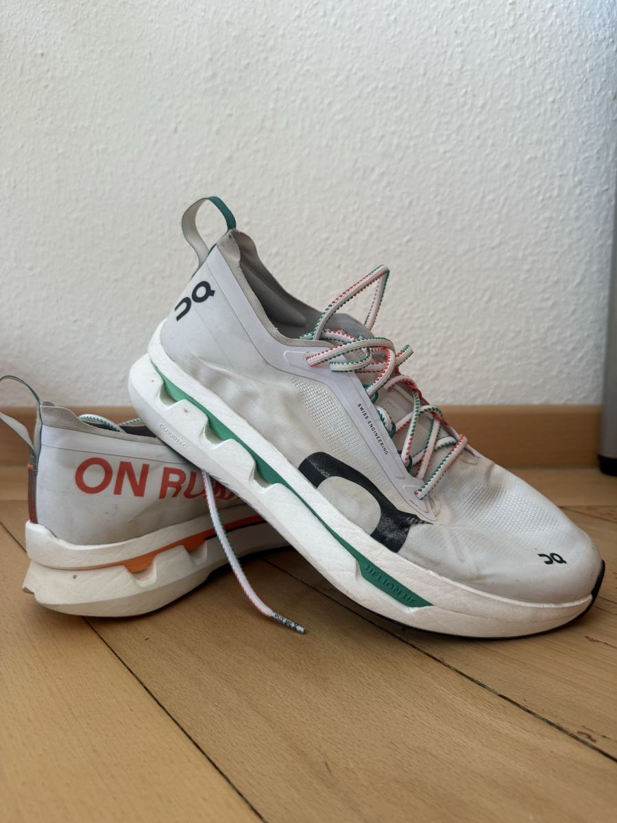 On Chaussures hommes: On Laufschuh (42.5) – D'occasion à Bern par Laufsport3000