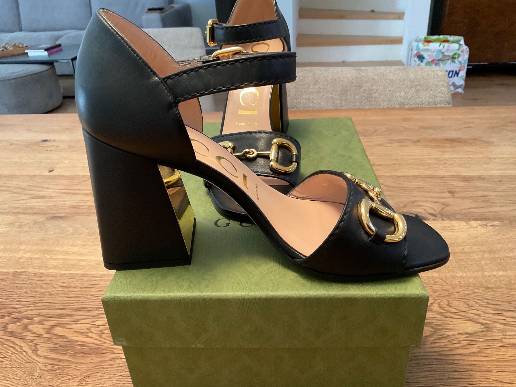 Gucci Chaussures femmes: Gucci Sandalen – Neuf (Voir description) à Maur par sosteme 2