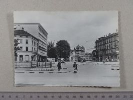 Winterthur, Bahnhofplatz von Westen, 1951, belebt
