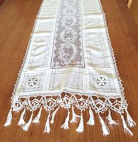 Ancien napperon rectangulaire, 130 x 40 cm