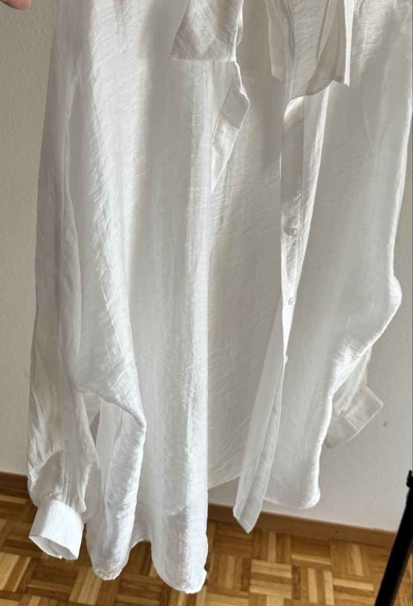 Mango Blusen: Mango Bluse. Neu! – Neu (gemäss Beschreibung) aus Schaffhausen von R_Muzh 1