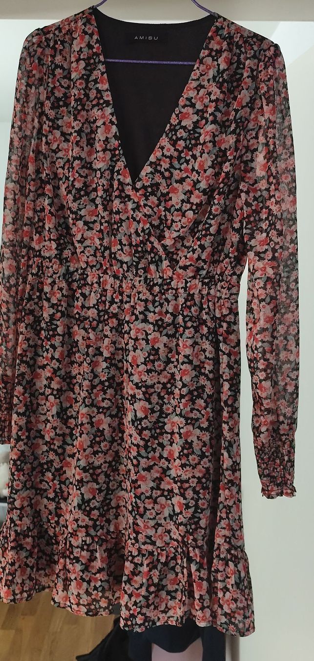 Vestiti: Robe fleurie à manches longues - Taille S – Usato da Neuchâtel venduto da pie_8t6p