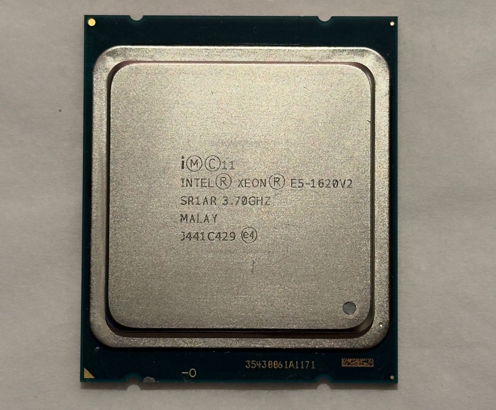 Intel Componenti elettronici: Intel Xeon E5-1620 v2, SR1AR, 4 cores – Usato da Zürich venduto da vla_msb2