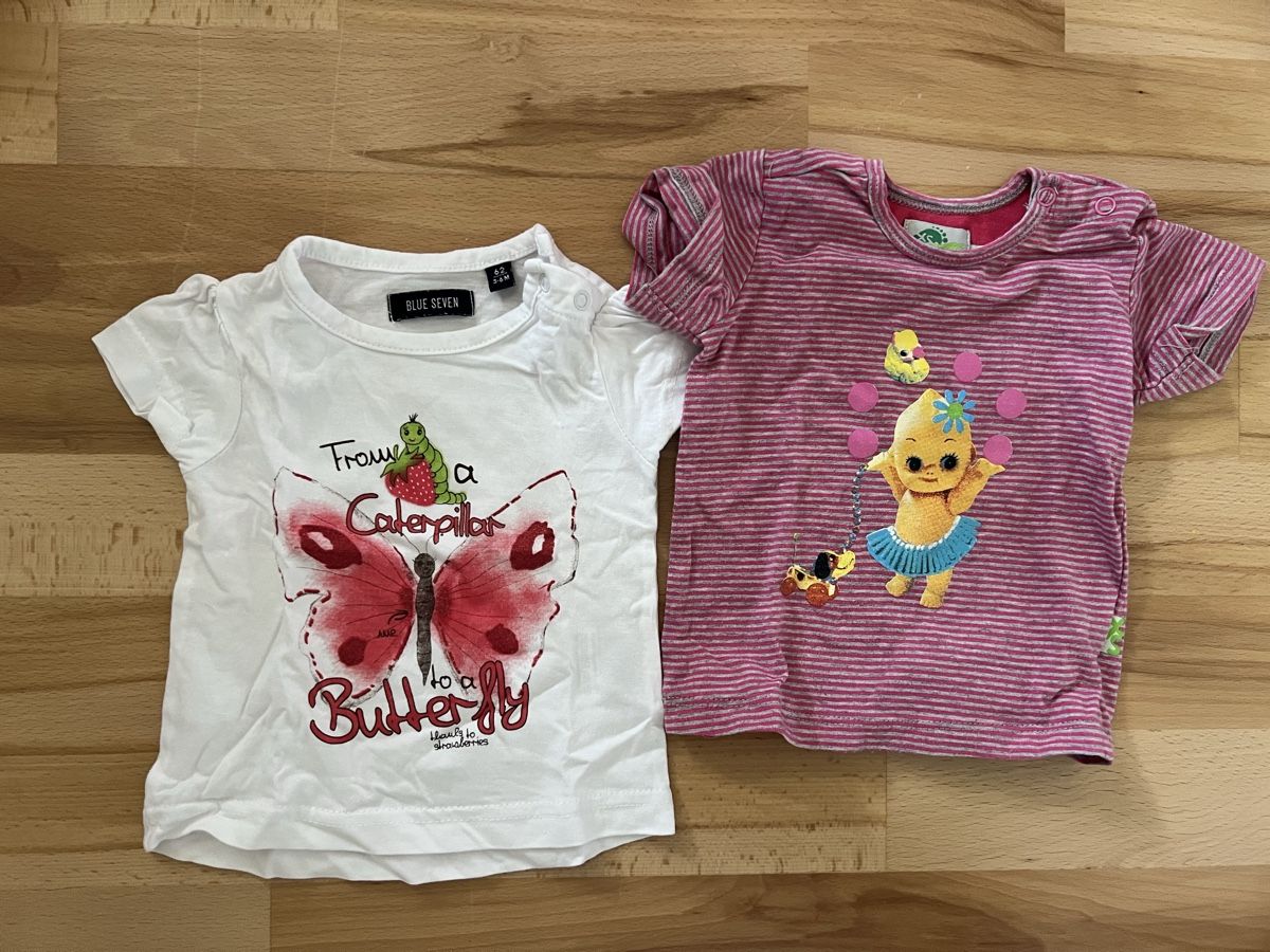 Camicette, T-shirt & Top: 2 T-Shirts in Grösse 62 – Usato da Zürich venduto da Jakomo007