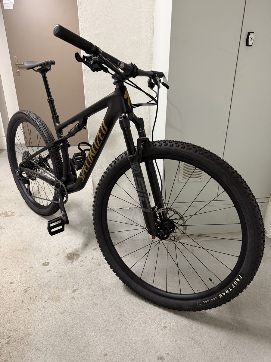 Specialized Velos: Specialized Epic EVO Expert Carbon 29" – Neu (gemäss Beschreibung) aus Alpnach Dorf von FO91 1