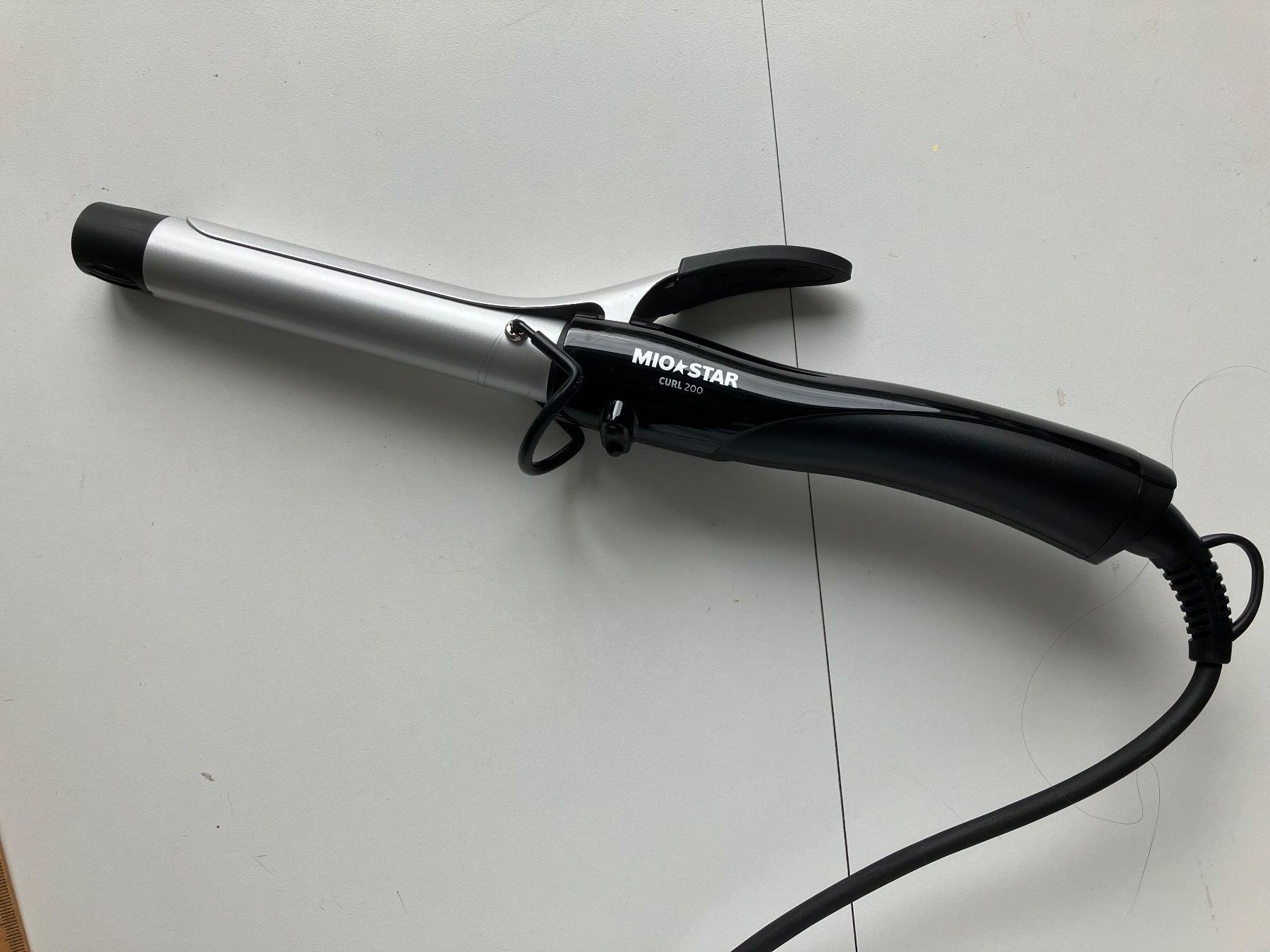 Piastre & Arricciacapelli: Lockenstab Mio Star Curl 200 – Nuovo (secondo la descrizione) da Wettingen venduto da Tigabella