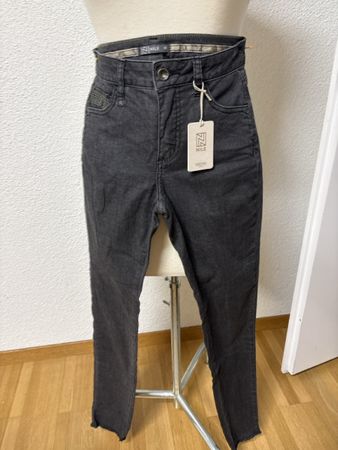 Damen Jeans von Nile, Grösse XS, neu, dunkelgrau!