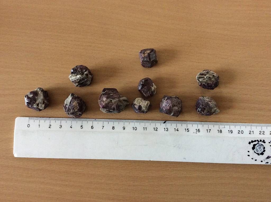 Pietre preziose: Granat Steine, unbehandelt – Usato da Iffwil venduto da tan_l2nr 2