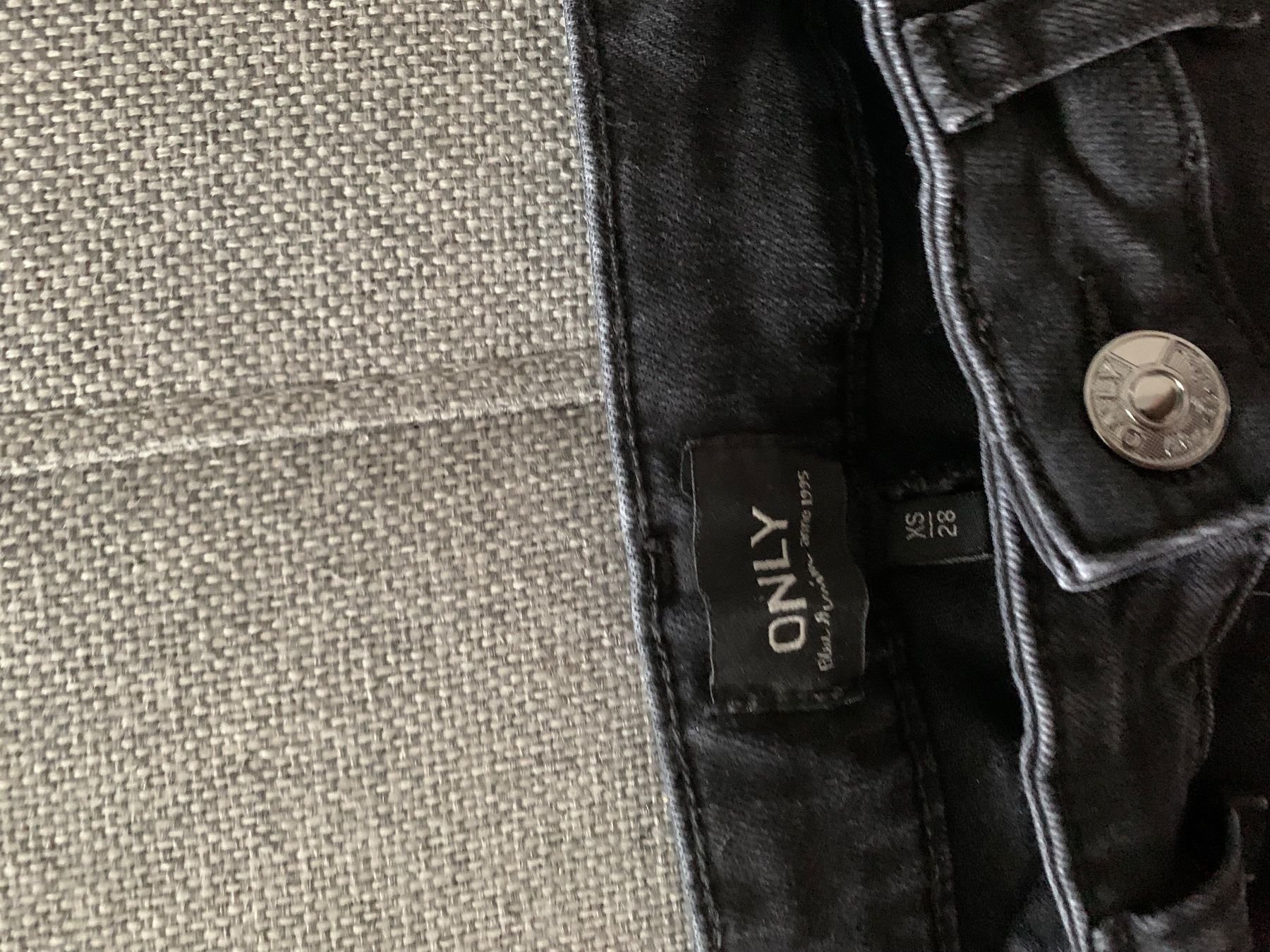 Only Pantaloni: Only Hose – Usato da Buchrain venduto da Ham2383 1