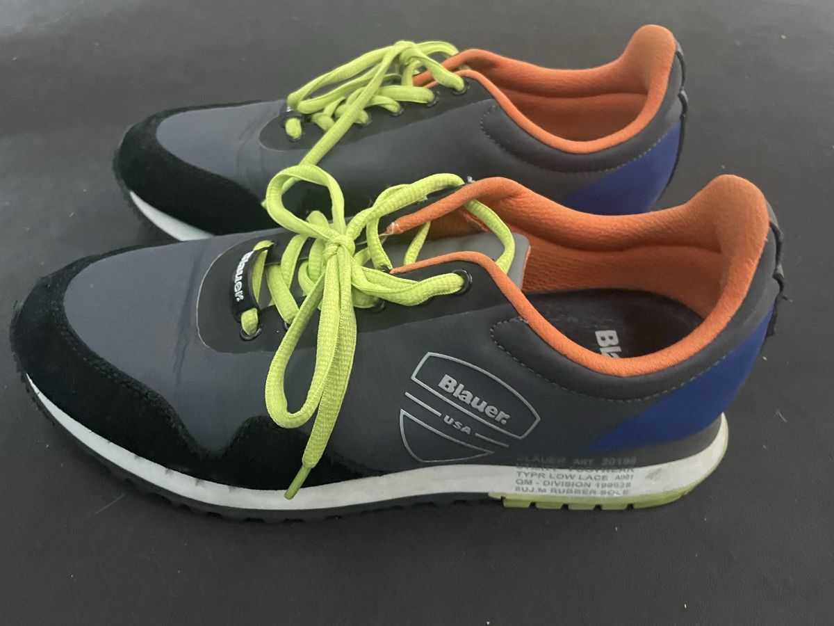 Scarpe da uomo: Blauer Sneaker Herren Grösse 40 wie neu – Nuovo (secondo la descrizione) da Zürich venduto da Moody78 2