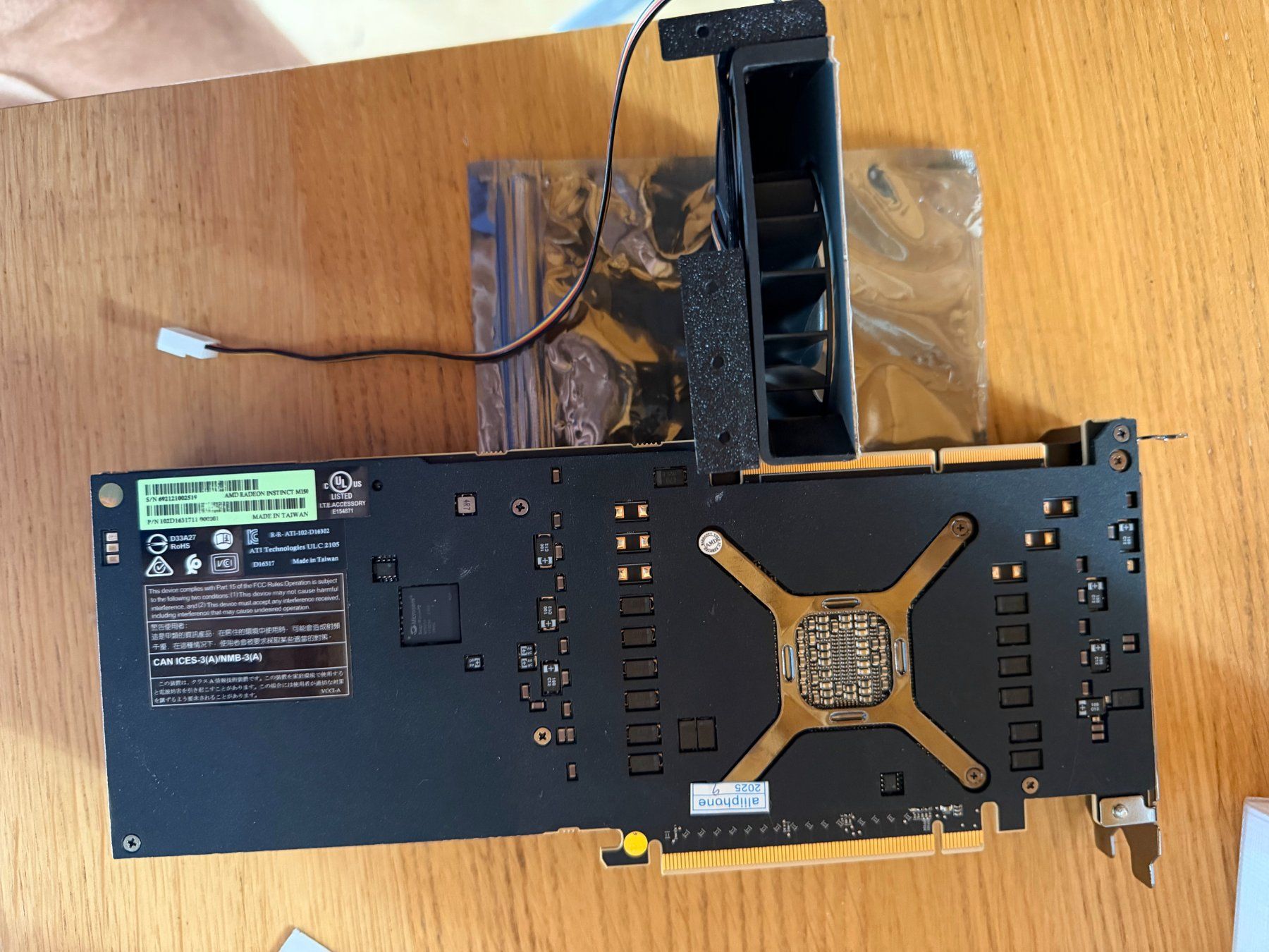 Amd Schede grafiche: AMD Radeon Instinct MI50 32GB HBM2 – Usato da Reichenburg venduto da civiloid 1