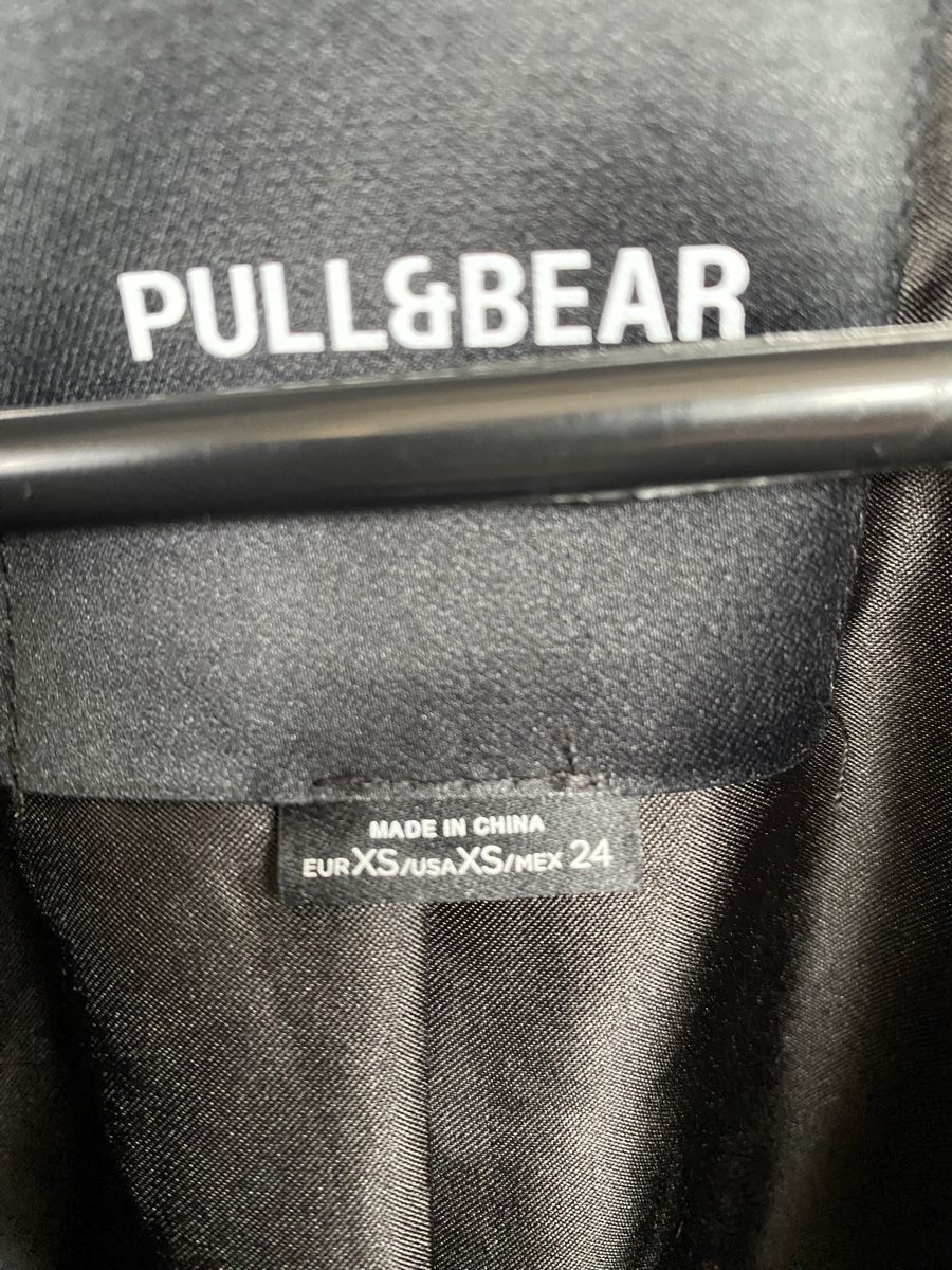 Pull&Bear Mäntel: Pull&Bear Winterjacke in Felloptik, Gr. XS, Schwarz! – Neu (gemäss Beschreibung) aus Schmerikon von vasso72 1