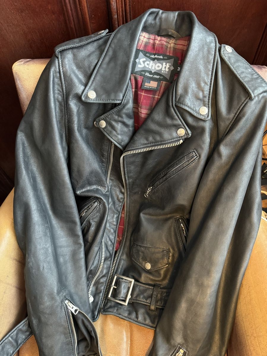 Schott Giacche: Schott N.Y.C. Lederjacke – Usato da Obfelden venduto da cesarina10 9