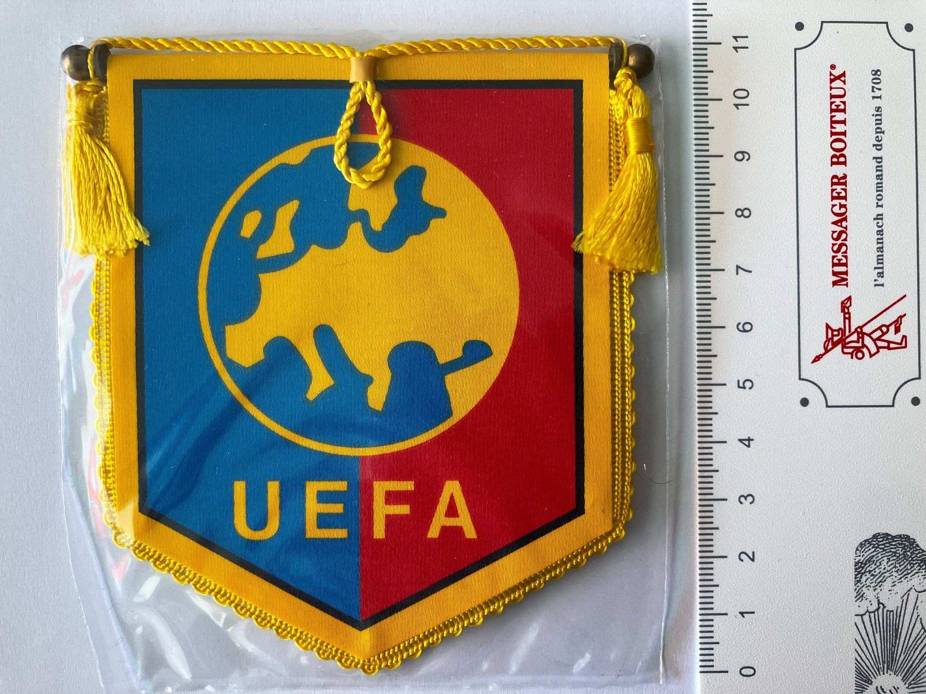 Toppe: Vintage Fanion/Wimpel   UEFA – Nuovo e nell'imballaggio originale da Gland venduto da DLP63 1