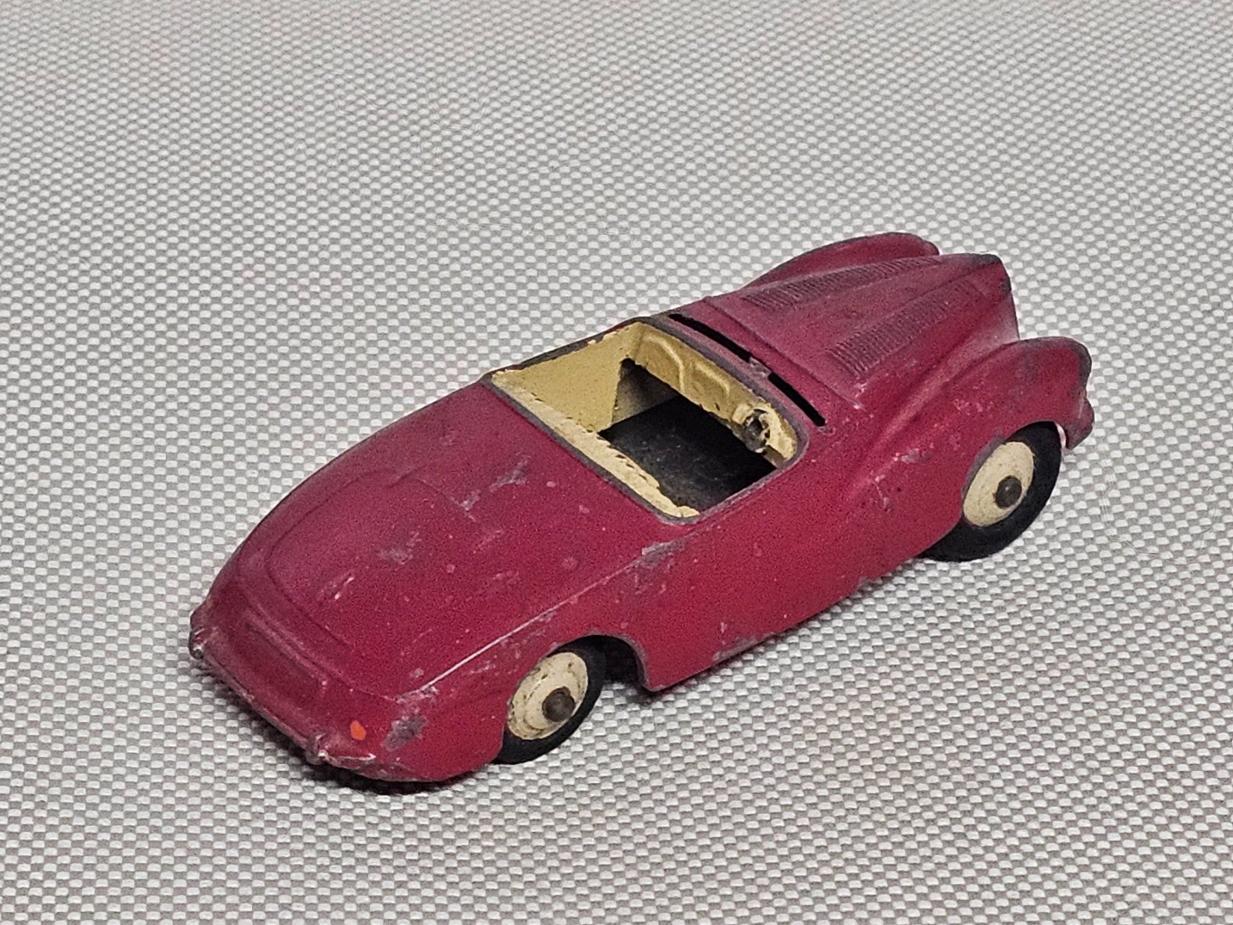 Dinky Toys Voitures modèles: Dinky Sunbeam Alpine – D'occasion à Starrkirch-Wil par easygo13 1