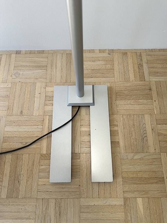 Lampade: LED Standleuchte - Büro – Usato da Wangen SZ venduto da Jaay_Sky 1