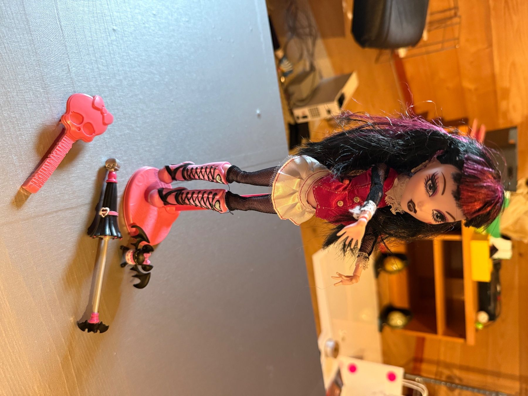 Puppen: Monster High Draculaura Basic / Wave 1 – Gebraucht aus Fribourg von leaahrm 1