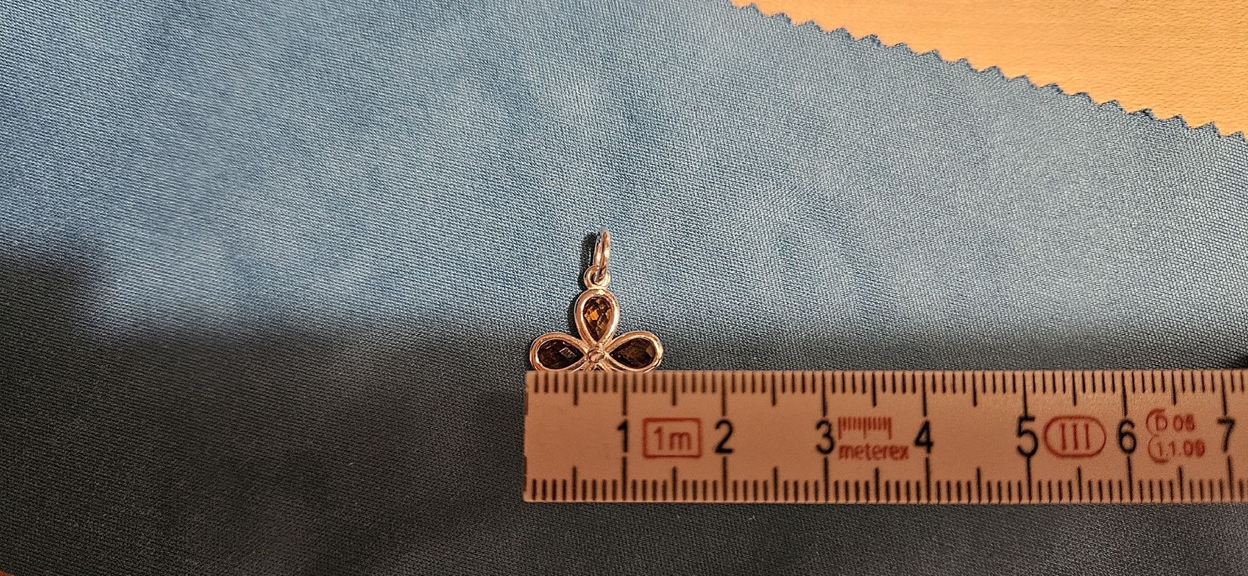 Anhänger: Silberanhanger Kleeblatt Bernstein – Neu (gemäss Beschreibung) aus Sargans von Chicco051 2
