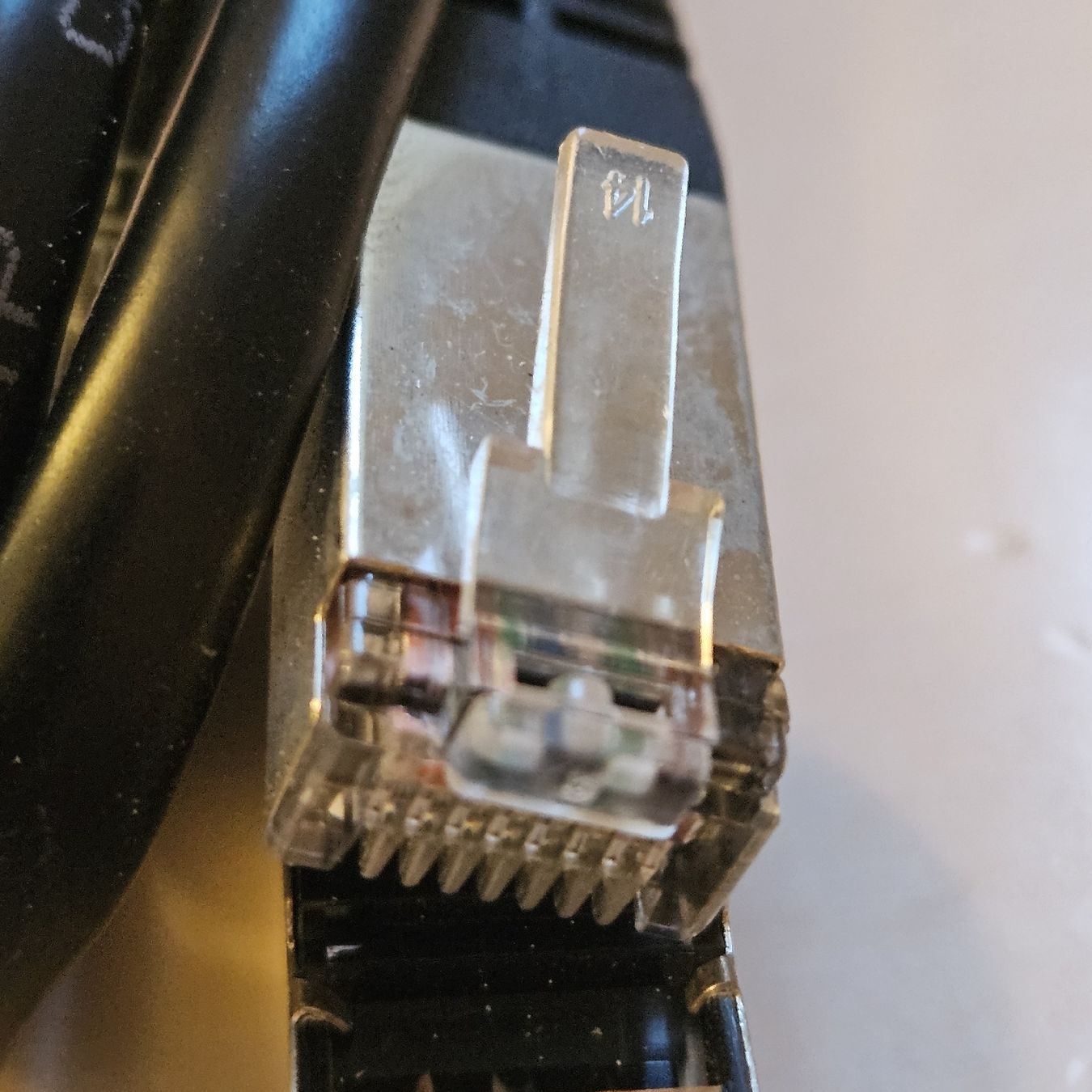 Cavi: Schwarzes CAT.5e Ethernet Kabel – Usato da Wettingen venduto da Christianv 3