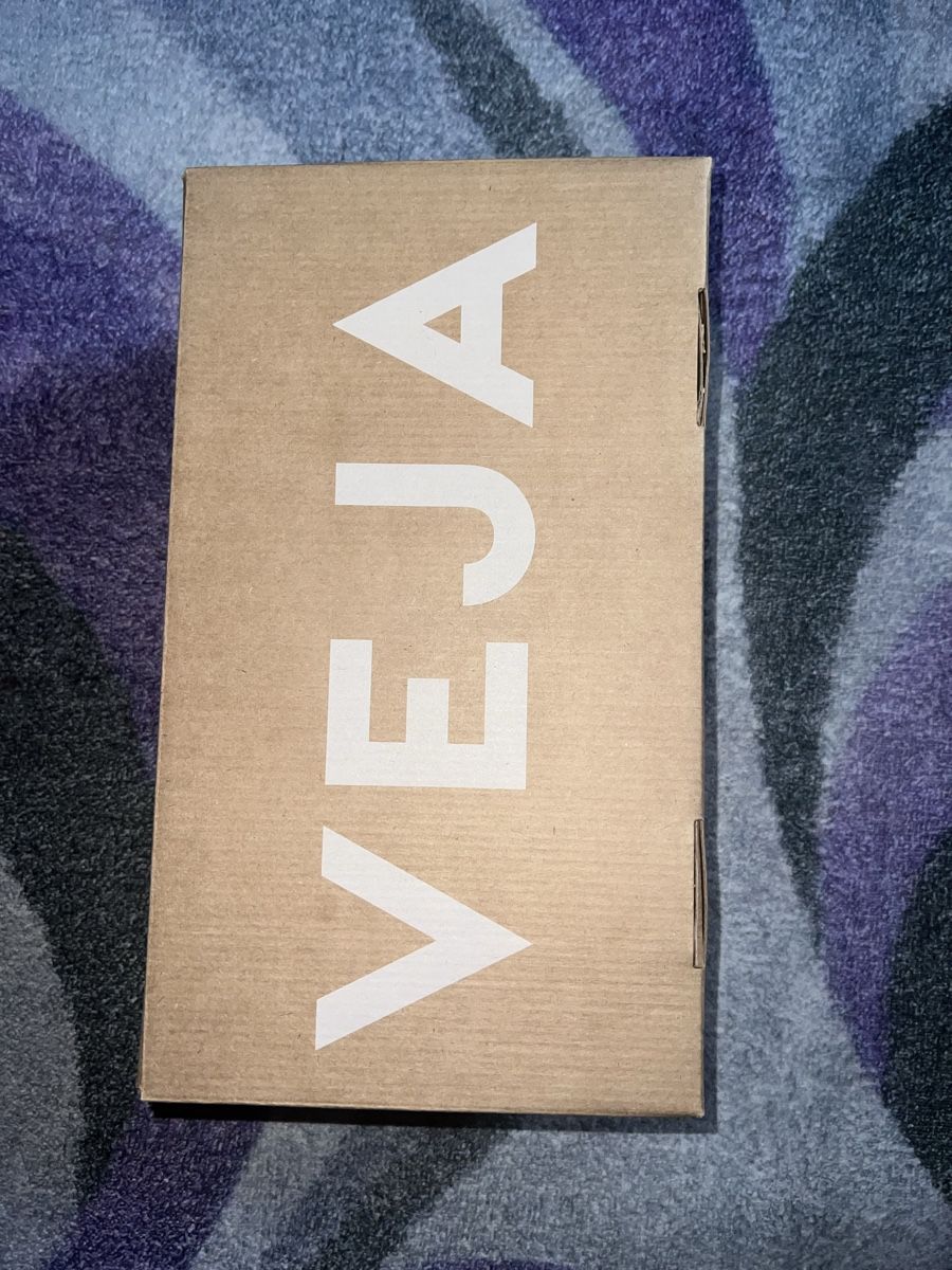 Damenschuhe: Veja Schuhe – Gebraucht aus Fahrweid von Florarose 1