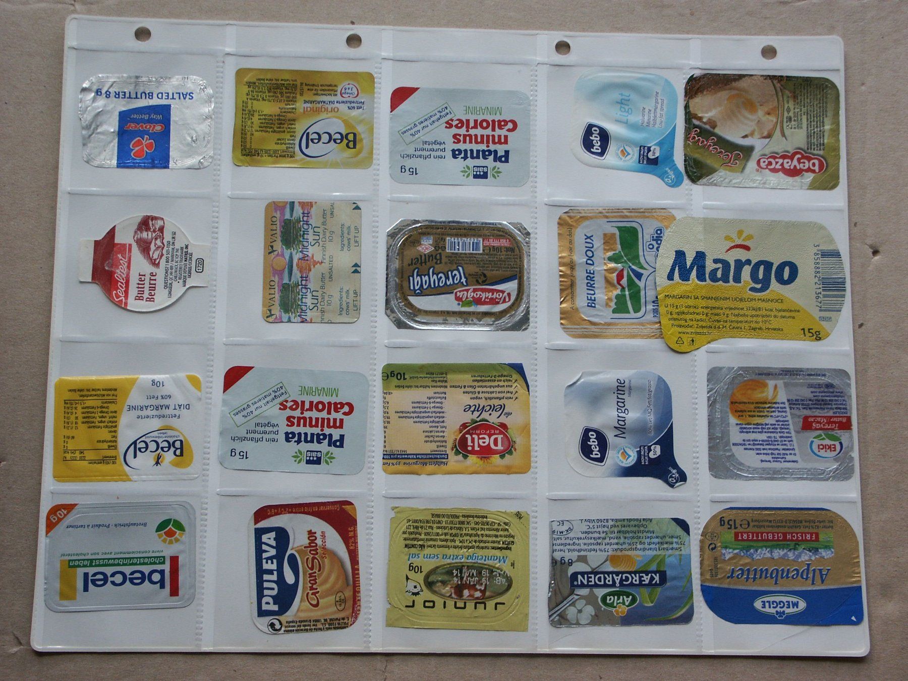Coperchi dei cremini per caffè: 40     verschiedene     Butter   Deckeli – Usato da Niederglatt ZH venduto da herzblatt5449 1