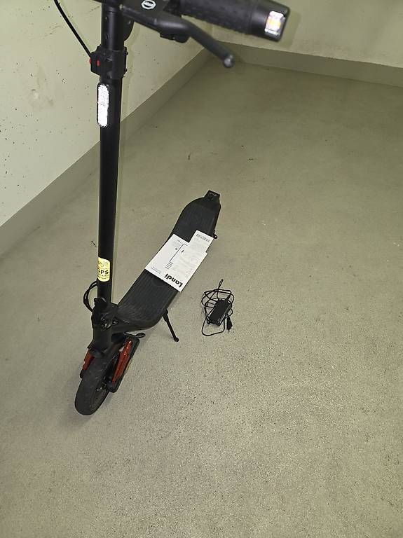 Scooters: E-Scooter  – D'occasion à Spreitenbach par Brm4