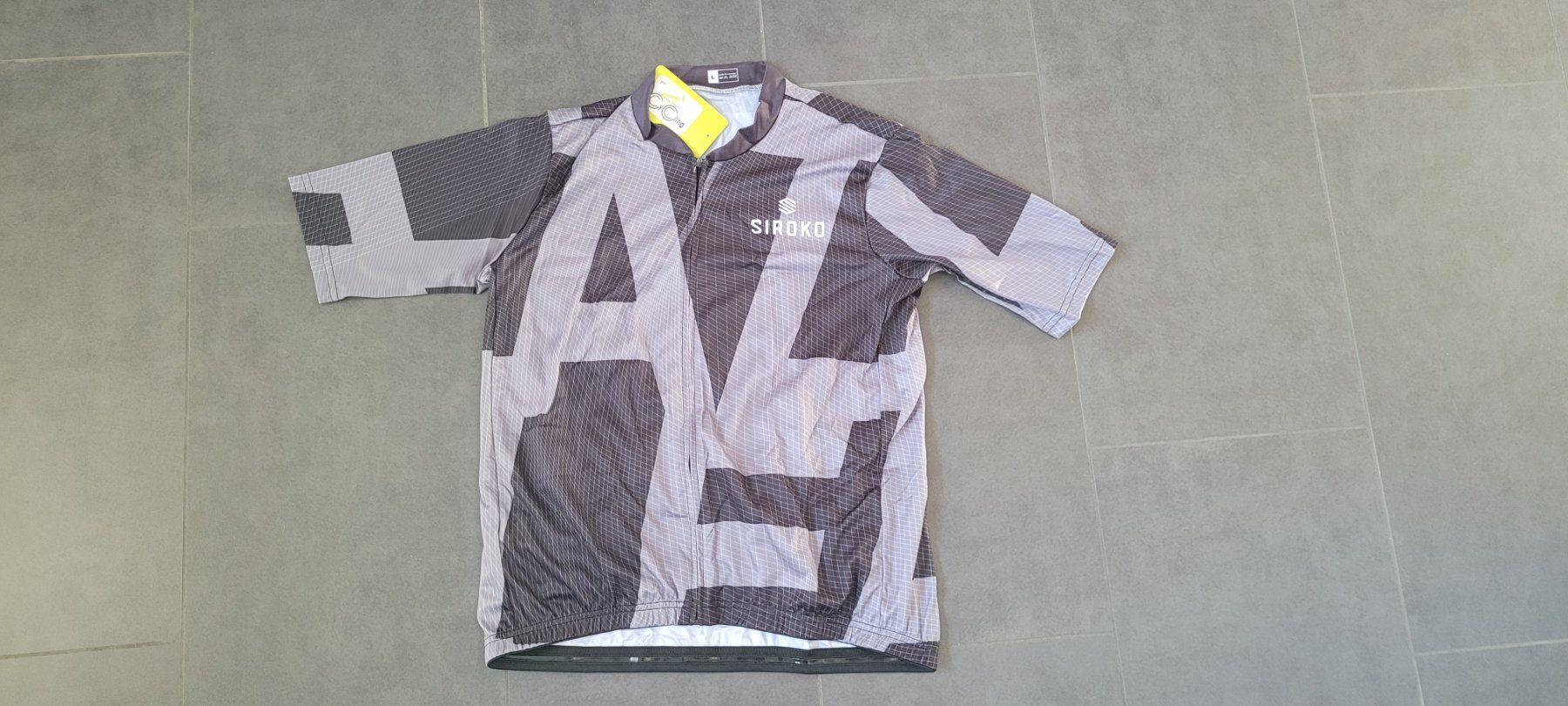 Canottiere & Pantaloni: Velotrikot grau / schwarz, Grösse L – Nuovo (secondo la descrizione) da Wittenbach venduto da Hase113